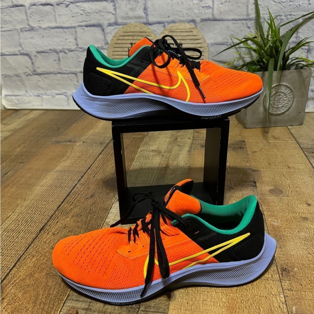 Nike Men's Air Zoom Pegasus 38 - DM9052 800 - Hyper Crimson / Yellow - Size 8.5